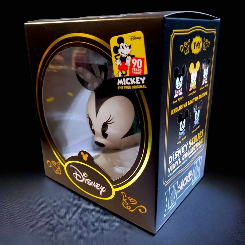 DISNEY SERIES SHORTS Minnie Black & White, Fan Expo - NEW!!